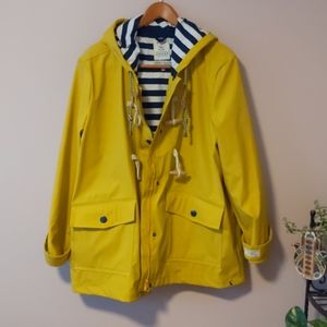 Joules marine grade yellow lined rain jacket